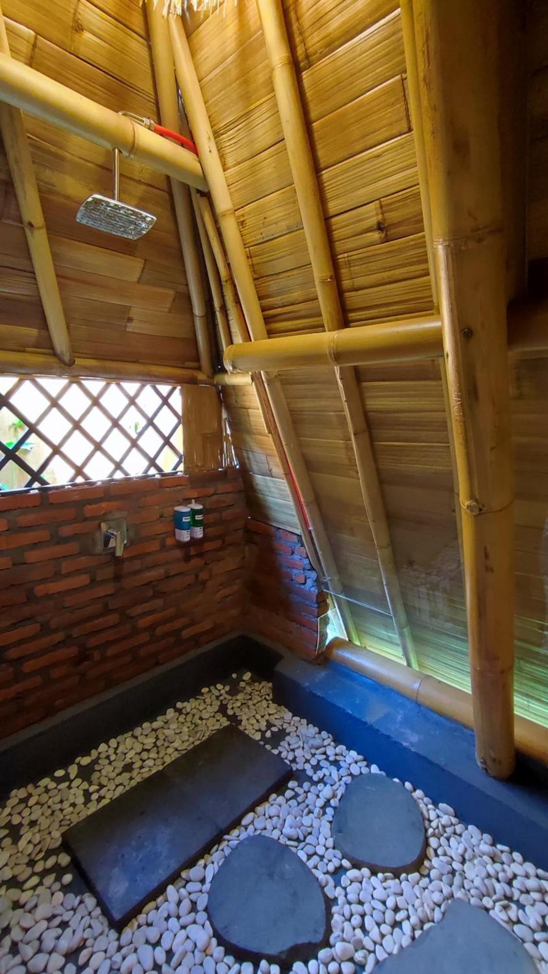 Sekumpul Bali Hidden Space Singaraja Exterior foto